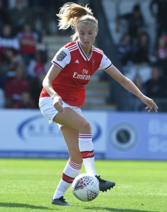 Framed Print : Arsenal's Leah Williamson in Action: Arsenal Women vs. West Ham United (WSL 2019-20)