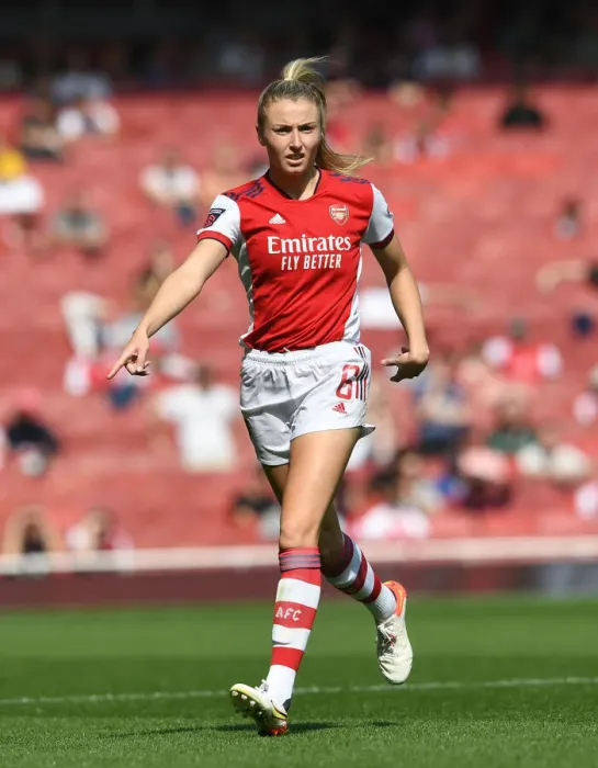 Framed Print : Arsenal's Leah Williamson in Action: Arsenal Women vs. Chelsea Women Clash at Emirates Stadium Framed Print : Arsenal's Leah Williamson in Action: Arsenal Women vs. Chelsea Women Clash at Emirates Stadium