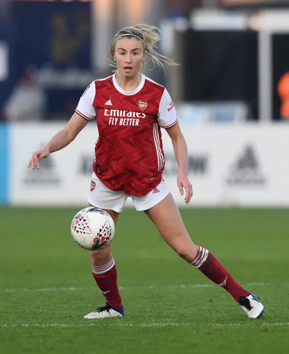 Framed Print : Arsenal's Leah Williamson in Action: Arsenal Women vs Birmingham City Women, FA WSL Match, 2020-21