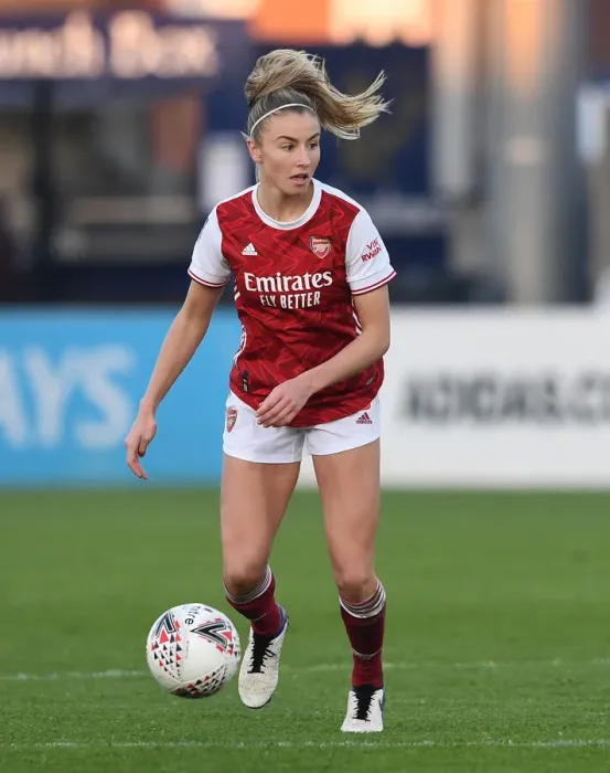 Framed Print : Arsenal's Leah Williamson in Action: Arsenal Women vs Birmingham City Women, FA WSL 2020-21 Framed Print : Arsenal's Leah Williamson in Action: Arsenal Women vs Birmingham City Women, FA WSL 2020-21