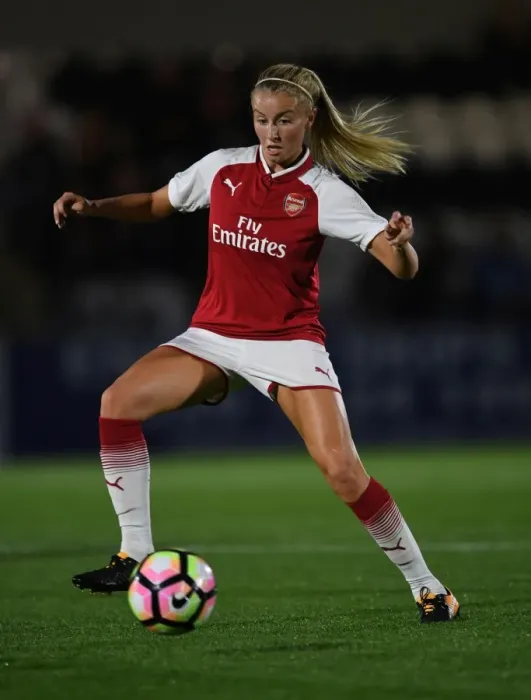 Framed Print : Arsenal's Leah Williamson in Action: Arsenal Women vs Everton Ladies Pre-Season Match Framed Print : Arsenal's Leah Williamson in Action: Arsenal Women vs Everton Ladies Pre-Season Match