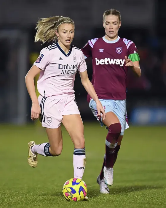 Framed Print : Arsenal's Leah Williamson in Action during Barclays Women's Super League Match against West Ham United, 2022-23 Framed Print : Arsenal's Leah Williamson in Action during Barclays Women's Super League Match against West Ham United, 2022-23