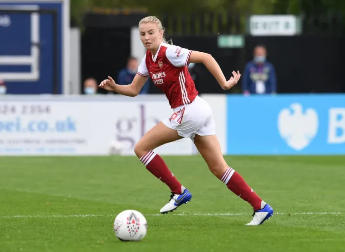 Framed Print : Arsenal's Leah Williamson in Action during FA WSL Match Framed Print : Arsenal's Leah Williamson in Action during FA WSL Match