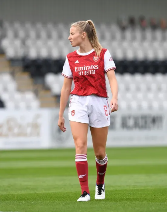Framed Print : Arsenal's Leah Williamson in Action Against Reading Women (FA WSL 2020-21) Framed Print : Arsenal's Leah Williamson in Action Against Reading Women (FA WSL 2020-21)