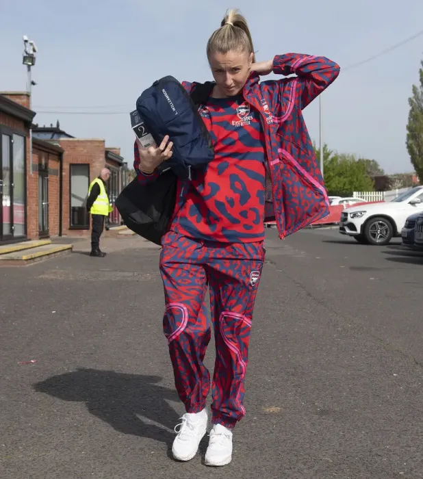 Framed Print : Arsenal's Leah Williamson Arrives at Meadow Park for FA Cup Semi-Final vs. Chelsea Framed Print : Arsenal's Leah Williamson Arrives at Meadow Park for FA Cup Semi-Final vs. Chelsea