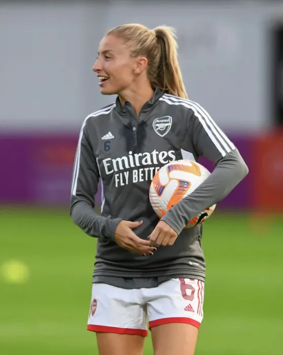 Framed Print : Arsenal's Leah Williamson Gears Up for UEFA Women's Champions League Showdown Against Ajax