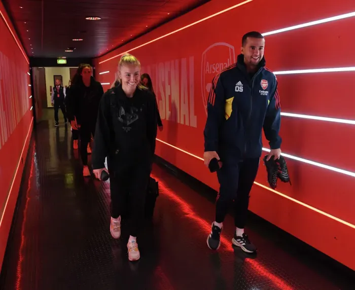 Framed Print : Arsenal's Leah Williamson Makes Debut at Emirates Stadium: Arsenal Women vs. Tottenham Hotspur (2022-23)