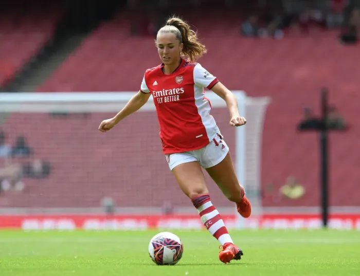 Framed Print : Arsenal's Lia Wälti in Action: Arsenal Women vs. Chelsea Women, 2021-22 Season, Emirates Stadium