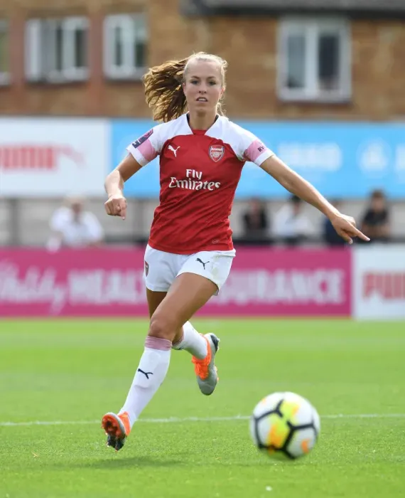 Framed Print : Arsenal's Lia Walti in Action: Arsenal Women vs West Ham United Women, Continental Cup 2018-19