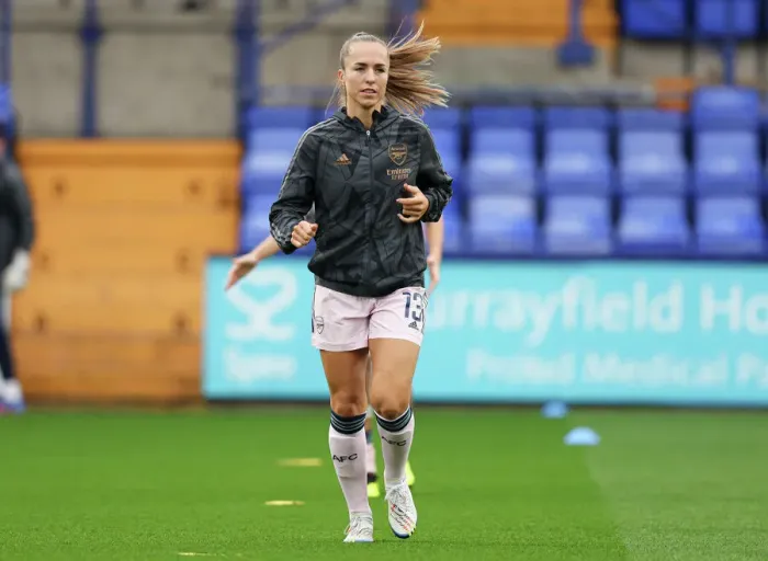 Framed Print : Arsenal's Lia Walti Gears Up for FA WSL Showdown Against Liverpool