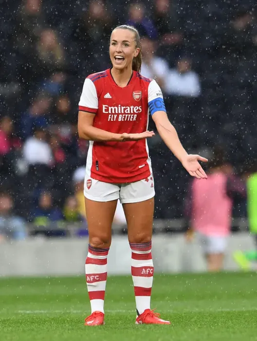 Framed Print : Arsenal's Lia Walti Goes Head-to-Head with Tottenham Hotspur in Intense Women's Football Showdown