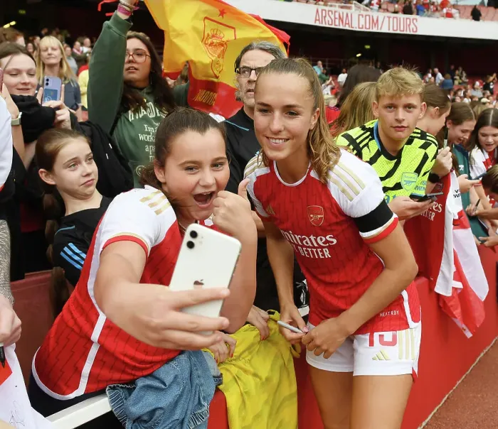 Framed Print : Arsenal's Lia Walti and Young Fan Share a Selfie after Arsenal Women vs Liverpool Women (2023-24) Barclays Super League Match at Emirates Stadium Framed Print : Arsenal's Lia Walti and Young Fan Share a Selfie after Arsenal Women vs Liverpool Women (2023-24) Barclays Super League Match at Emirates Stadium