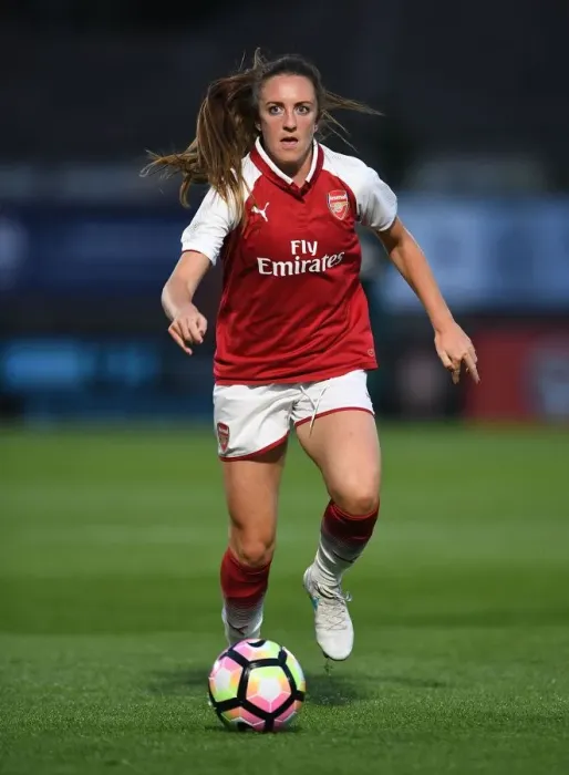 Framed Print : Arsenal's Lisa Evans in Action: Pre-Season Friendly vs Everton Ladies (2017-18) Framed Print : Arsenal's Lisa Evans in Action: Pre-Season Friendly vs Everton Ladies (2017-18)