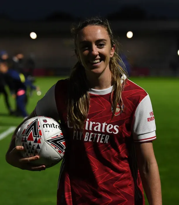 Framed Print : Arsenal's Lisa Evans Scores Hat-Trick in FA Cup Victory over Tottenham Framed Print : Arsenal's Lisa Evans Scores Hat-Trick in FA Cup Victory over Tottenham