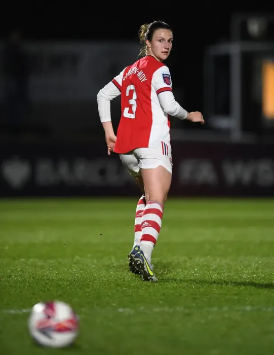 Framed Print : Arsenal's Lotte Wubben-Moy in Action: Arsenal Women vs Brighton Hove Albion Women, FA WSL Clash at Meadow Park (2021-22)