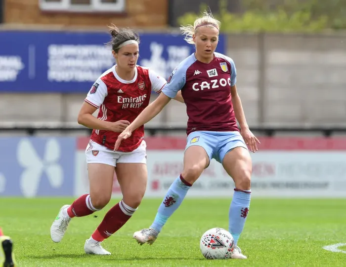 Framed Print : Arsenal's Lotte Wubben-Moy Shuts Down Opponent in Empty FA WSL Match