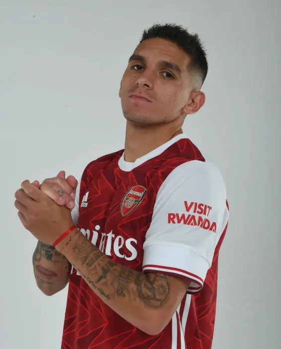 Framed Print : Arsenal's Lucas Torreira at 2020-21 First Team Training Session Framed Print : Arsenal's Lucas Torreira at 2020-21 First Team Training Session