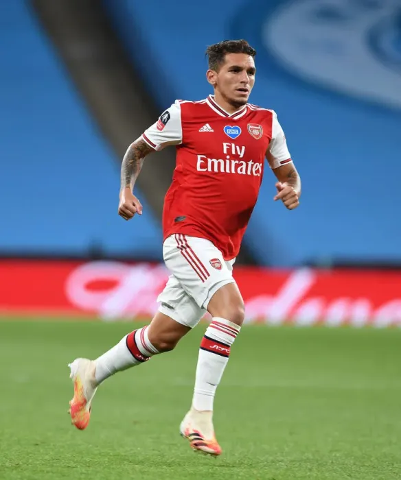 Framed Print : Arsenal's Lucas Torreira in FA Cup Semi-Final Clash Against Manchester City