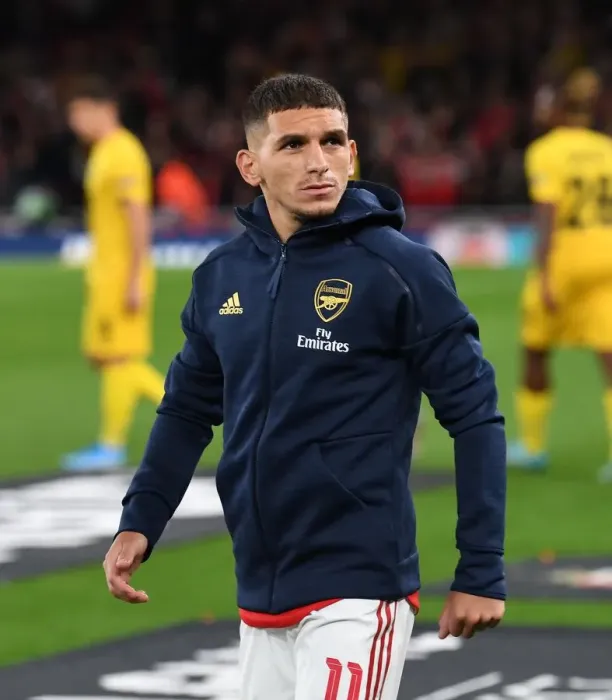 Framed Print : Arsenal's Lucas Torreira Gears Up for Arsenal v Standard Liege in Europa League