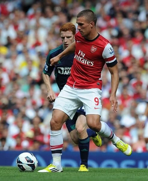 Arsenal's Lukas Podolski in Action against Sunderland (2012-13 Premier League)