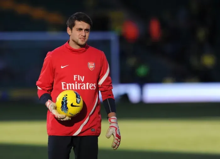 Framed Print : Arsenal's Lukasz Fabianski in Action Against Norwich City, Premier League 2011-12