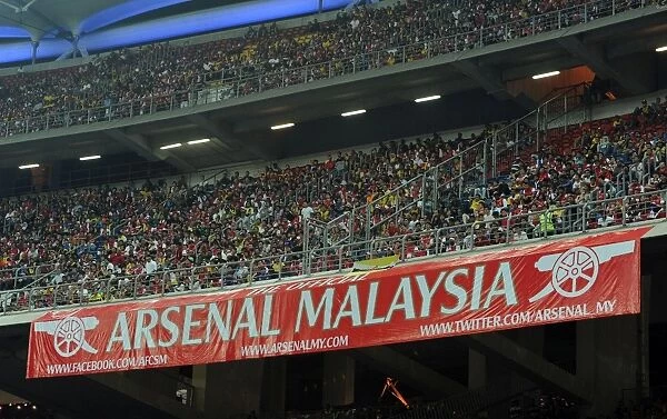 Arsenal's Malaysian Sea of Red and White: Passionate Fan Support (Malaysia XI vs Arsenal, 2012-13)