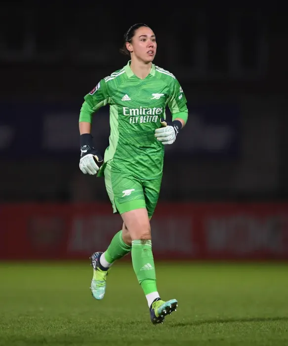 Framed Print : Arsenal's Manuela Zinsberger in Action against Manchester United (Conti Cup 2021-22)