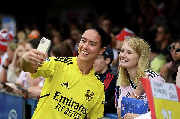 Arsenal's Manuela Zinsberger Poses with Fans after Chelsea Match, FA Women's Super League 2022-23