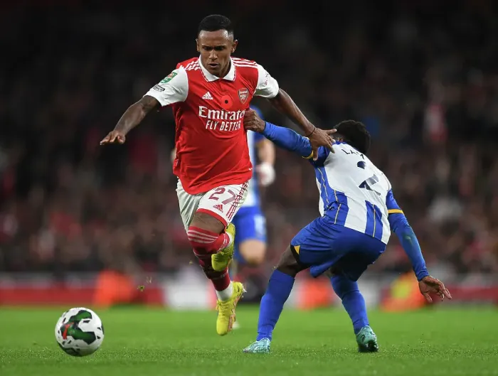 Framed Print : Arsenal's Marquinhos Outmaneuvers Brighton's Lamptey in Carabao Cup Clash
