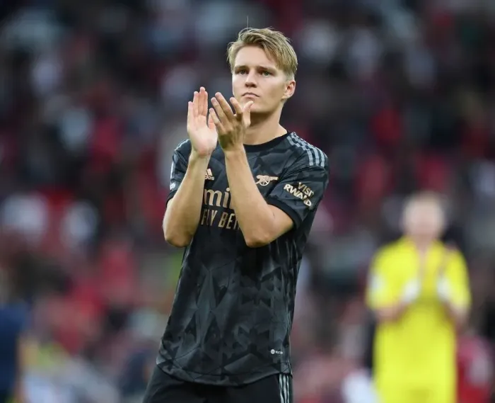 Framed Print : Arsenal's Martin Odegaard Applauding Fans after Manchester United Clash - Premier League 2022-23