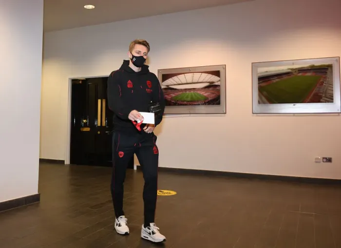 Framed Print : Arsenal's Martin Odegaard Arrives at Empty Emirates Stadium Ahead of Arsenal v Tottenham Hotspur Match, 2021 Premier League