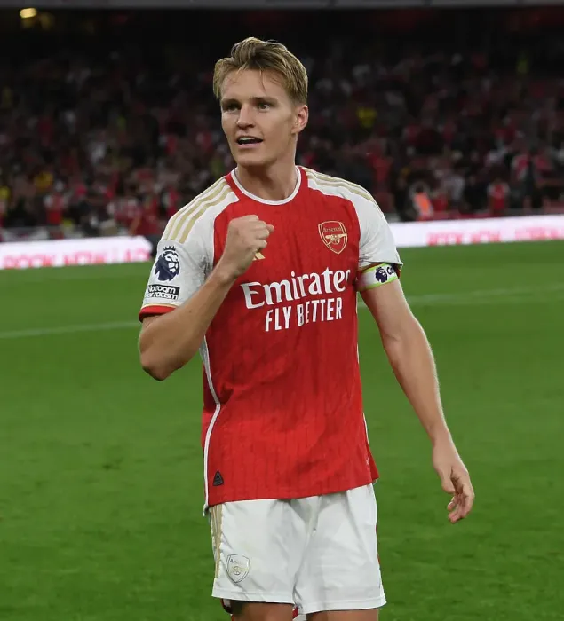 Framed Print : Arsenal's Martin Odegaard Celebrates Victory Over Manchester City in 2023-24 Premier League