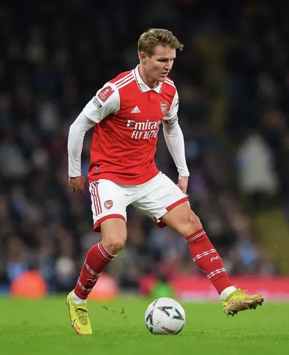 Framed Print : Arsenal's Martin Odegaard Faces Manchester City in Emirates FA Cup