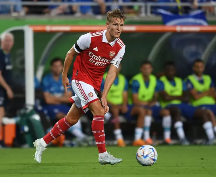 Framed Print : Arsenal's Martin Odegaard Faces Off Against Chelsea in the Florida Cup 2022-23