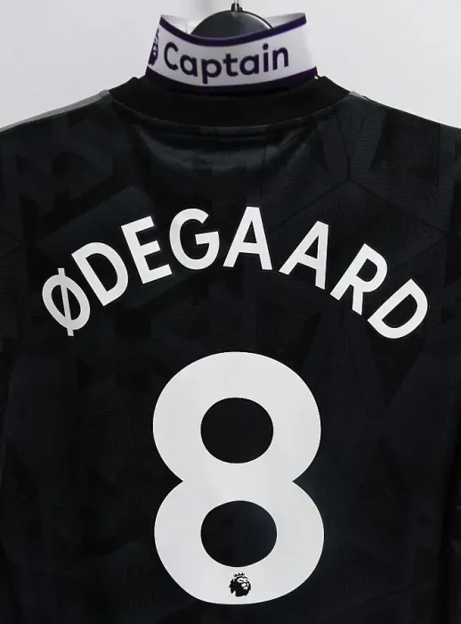 Framed Print : Arsenal's Martin Odegaard Gears Up: Premier League Clash against Brighton, December 31, 2022