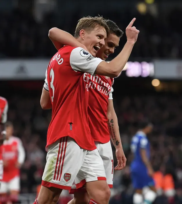 Framed Print : Arsenal's Martin Odegaard and Leandro Trossard Celebrate Goal Against Chelsea in 2022-23 Premier League