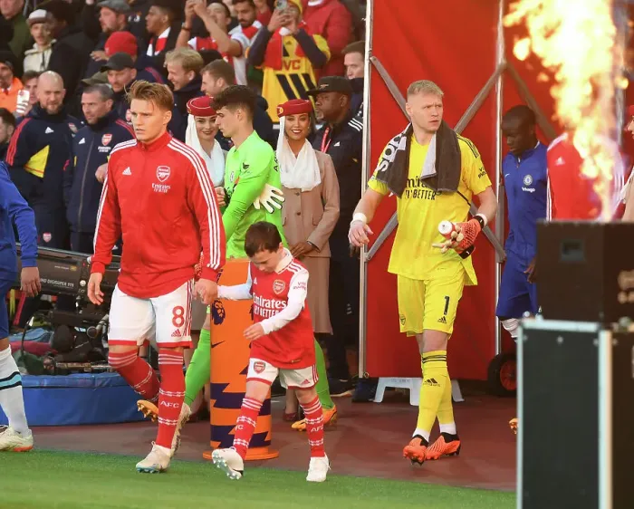 Framed Print : Arsenal's Martin Odegaard Meets the Mascot Before Arsenal vs. Chelsea Showdown (2022-2023) Framed Print : Arsenal's Martin Odegaard Meets the Mascot Before Arsenal vs. Chelsea Showdown (2022-2023)