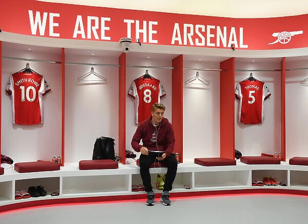 Arsenal's Martin Odegaard Prepares for Arsenal v Crystal Palace in Premier League