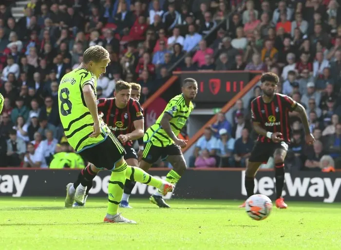 Framed Print : Arsenal's Martin Ødegaard Scores Penalty in AFC Bournemouth vs Arsenal (2023-24) Framed Print : Arsenal's Martin Ødegaard Scores Penalty in AFC Bournemouth vs Arsenal (2023-24)