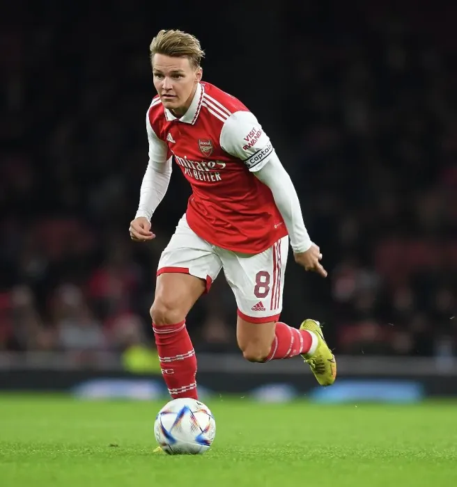 Framed Print : Arsenal's Martin Odegaard Shines in Clash Against Juventus at Emirates Stadium (2022-23)