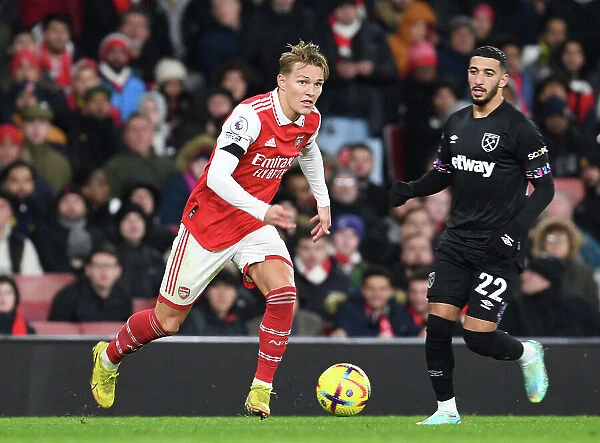 Arsenal's Martin Odegaard Shines in Holiday Showdown Against West Ham United