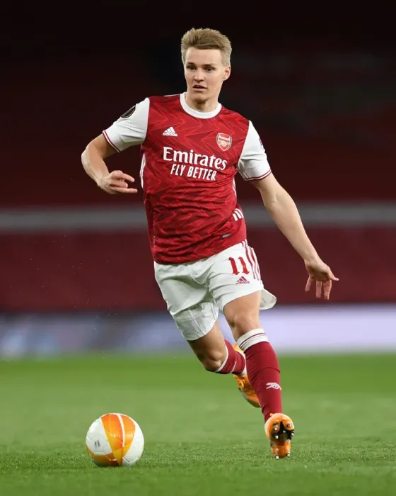 Framed Print : Arsenal's Martin Odegaard in UEFA Europa League Semi-Final: Arsenal vs Villarreal CF (Behind Closed Doors)