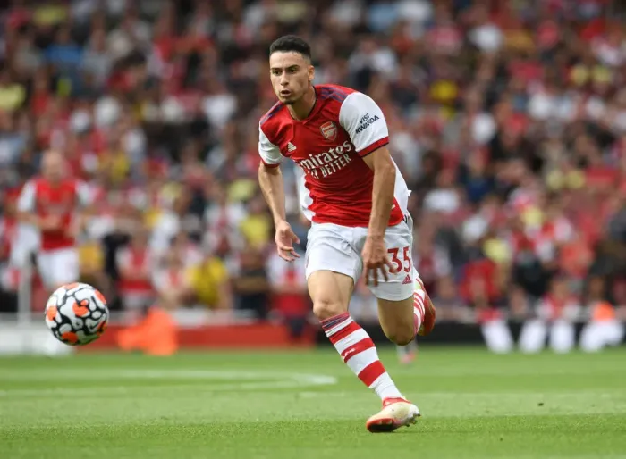 Framed Print : Arsenal's Martinelli Faces Off Against Chelsea in Premier League Showdown Framed Print : Arsenal's Martinelli Faces Off Against Chelsea in Premier League Showdown