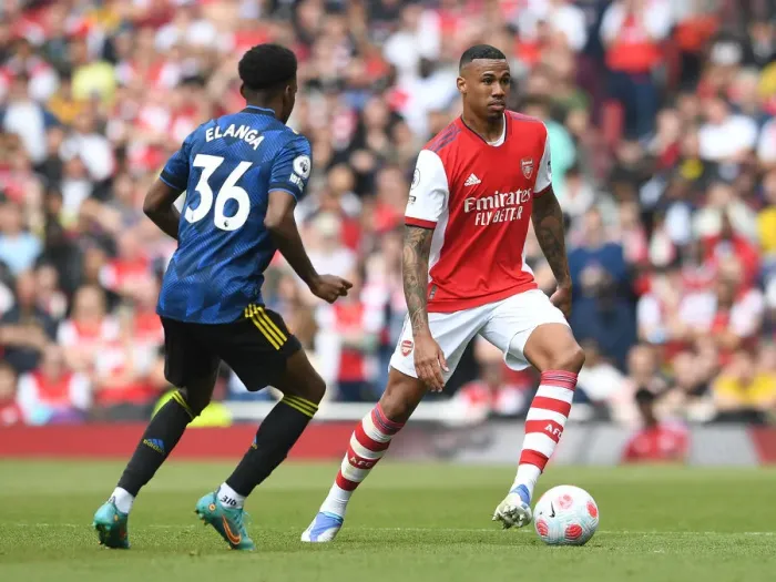 Framed Print : Arsenal's Martinelli Faces Off Against Manchester United in Premier League Showdown Framed Print : Arsenal's Martinelli Faces Off Against Manchester United in Premier League Showdown