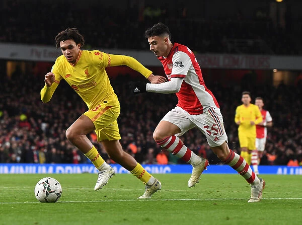 Arsenal's Martinelli Outmaneuvers Liverpool's Alexander-Arnold in Carabao Cup Clash