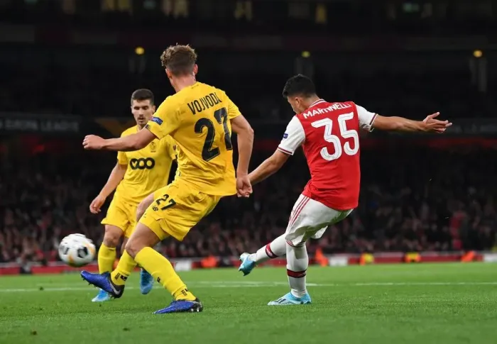 Framed Print : Arsenal's Martinelli Scores Second in Europa League Victory over Standard Liege