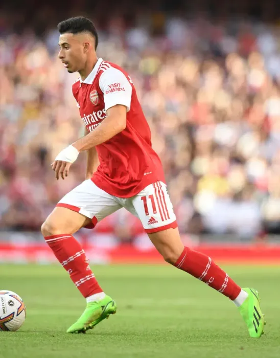Framed Print : Arsenal's Martinelli Shines in Premier League Clash Against Fulham