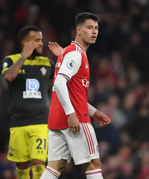 Framed Print : Arsenal's Martinelli Shines in Premier League Clash Against Southampton Framed Print : Arsenal's Martinelli Shines in Premier League Clash Against Southampton