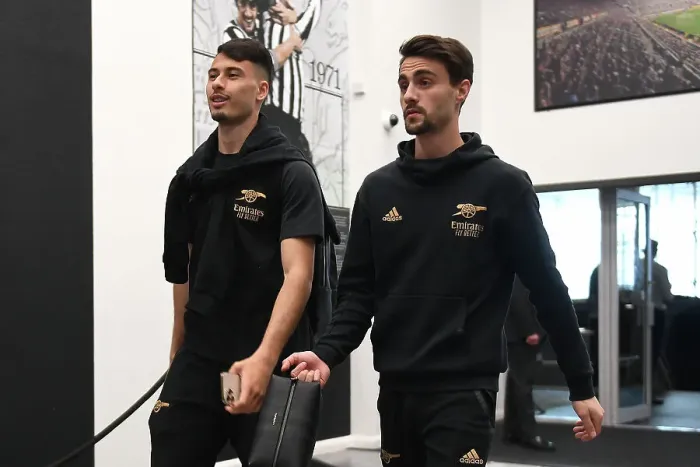 Framed Print : Arsenal's Martinelli and Vieira Arrive at St. James Park Ahead of Newcastle Clash (2022-23)