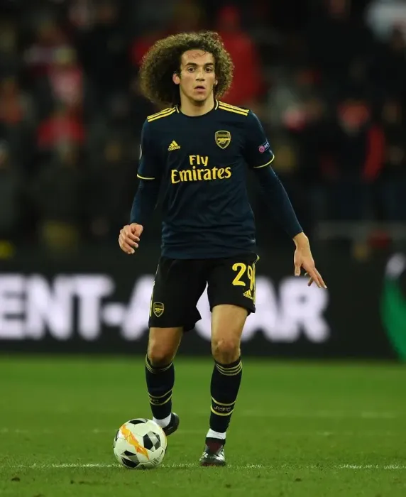 Framed Print : Arsenal's Matteo Guendouzi in Action against Standard Liege in UEFA Europa League Group Stage (December 2019) Framed Print : Arsenal's Matteo Guendouzi in Action against Standard Liege in UEFA Europa League Group Stage (December 2019)